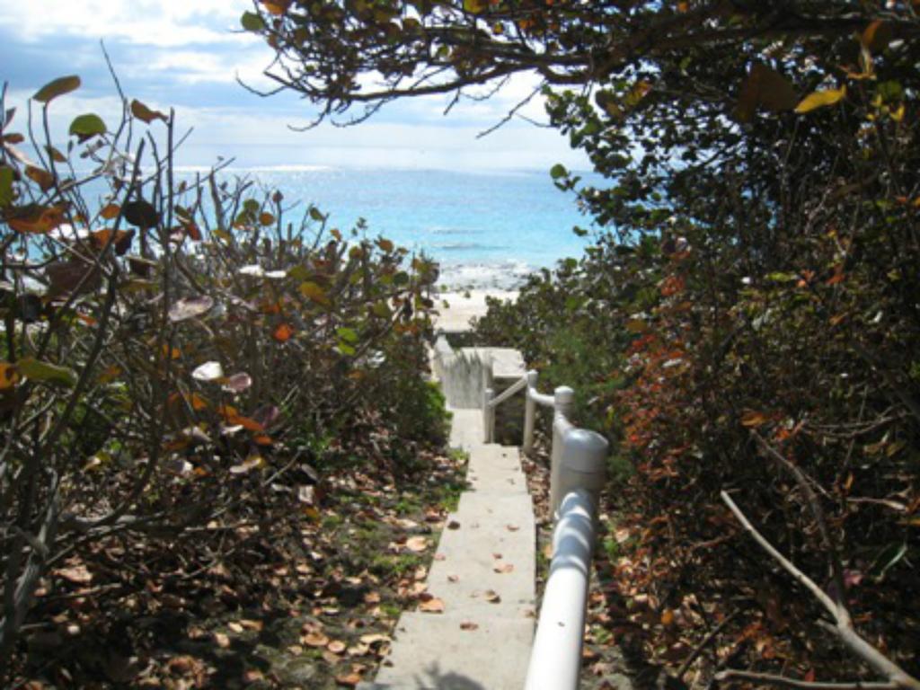 Grape Bay Cottages Mount Pleasant Exterior photo