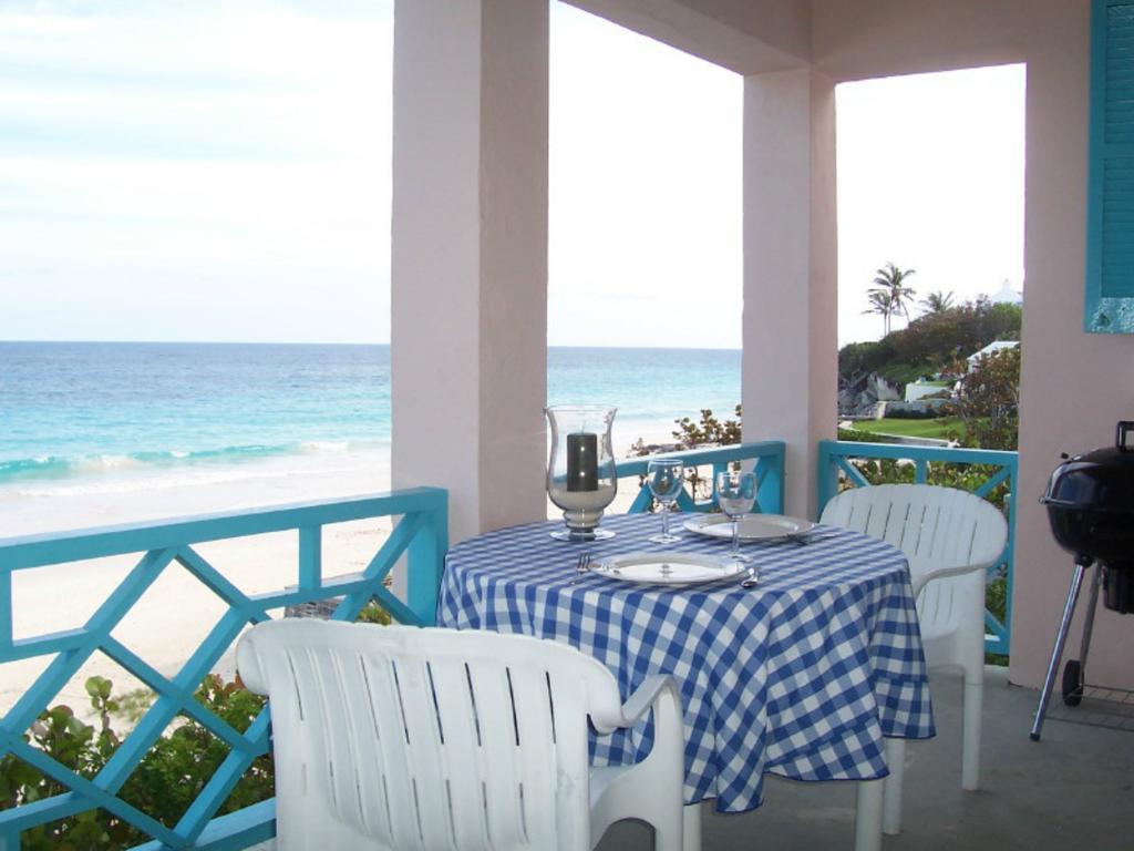 Grape Bay Cottages Mount Pleasant Room photo